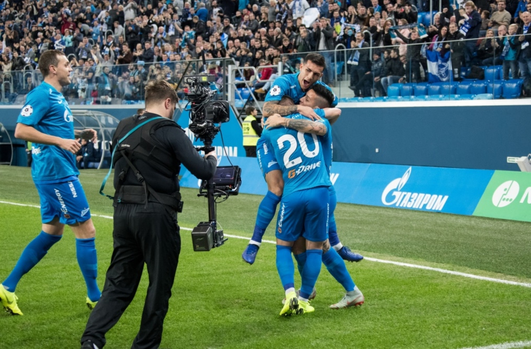 Ростов 15 августа. Ростов Зенит 2:0. Зенит Ростов. Зенит-19