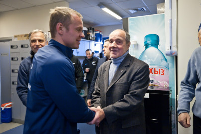 Ветераны клуба встретились с командой в «Газпром»-тренировочном центре