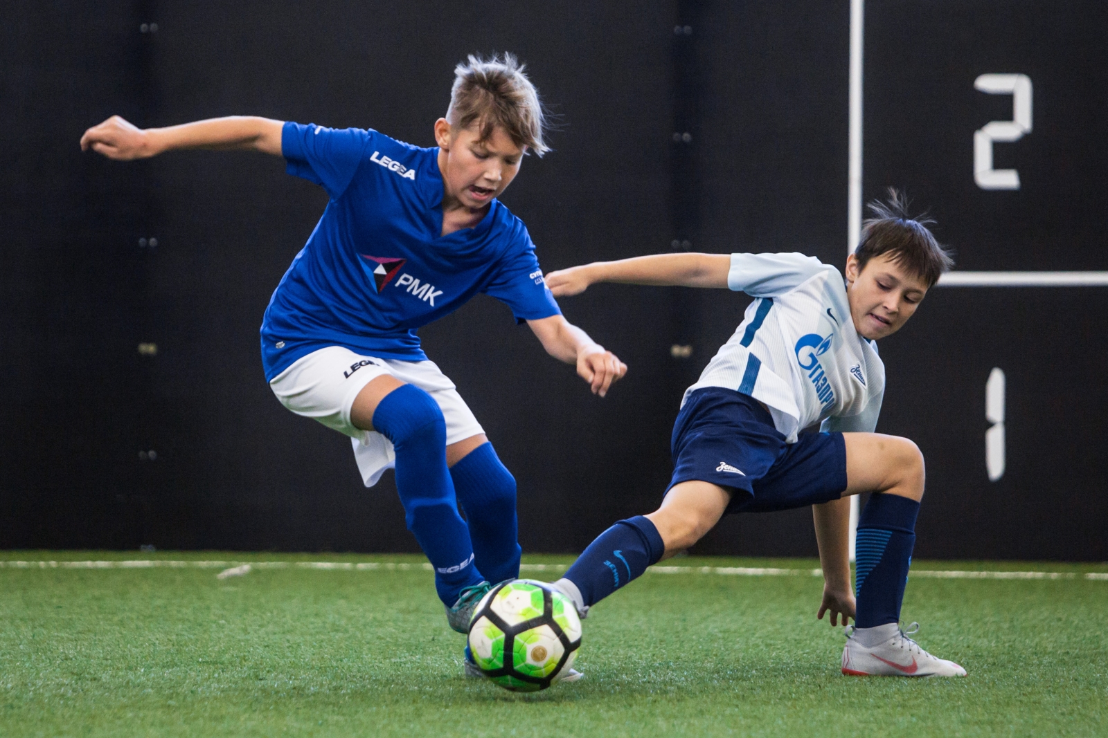 Товарищеские матчи команд Академии против победителей детского фестиваля «Метрошка»