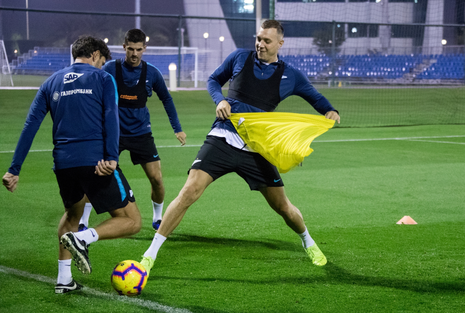 «Газпром» — тренировочные сборы в Катаре: 15 января, вечерняя тренировка