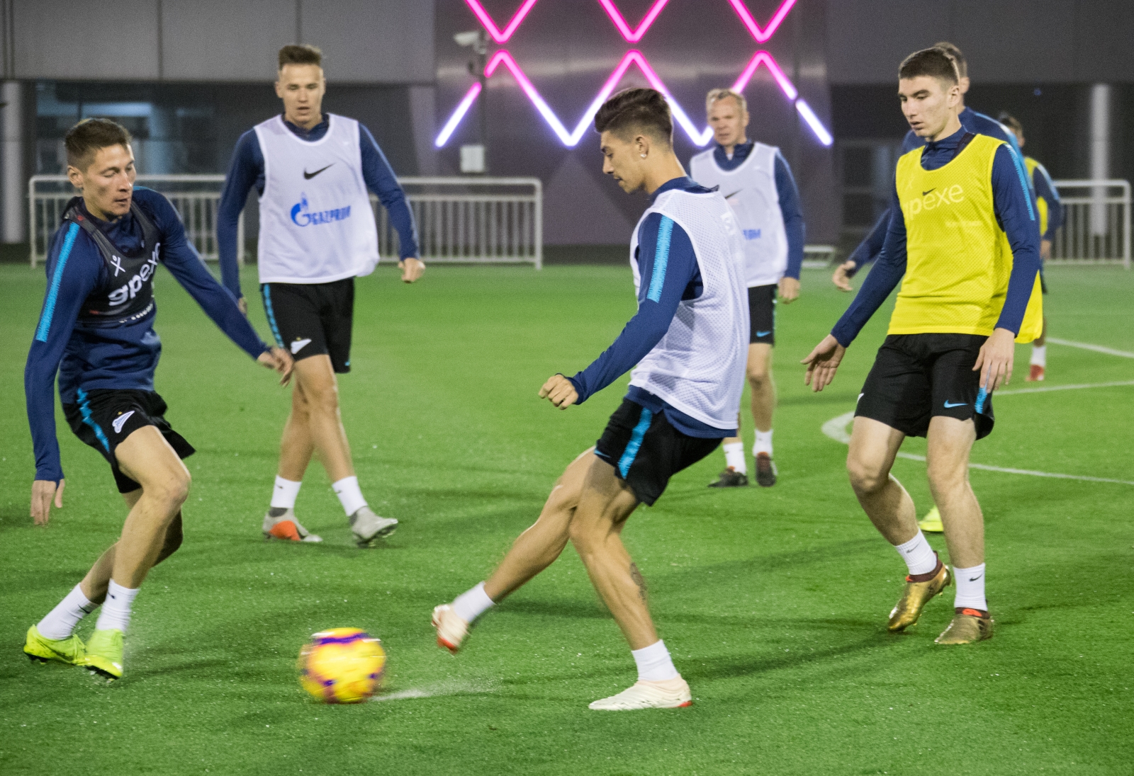 «Газпром»-тренировочные сборы в Катаре: 17 января, вечерняя тренировка