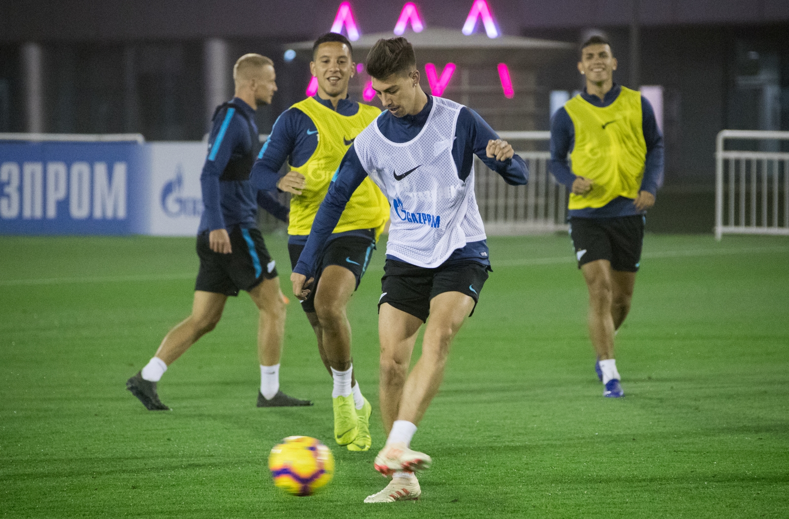 «Газпром»-тренировочные сборы в Катаре: 17 января, вечерняя тренировка