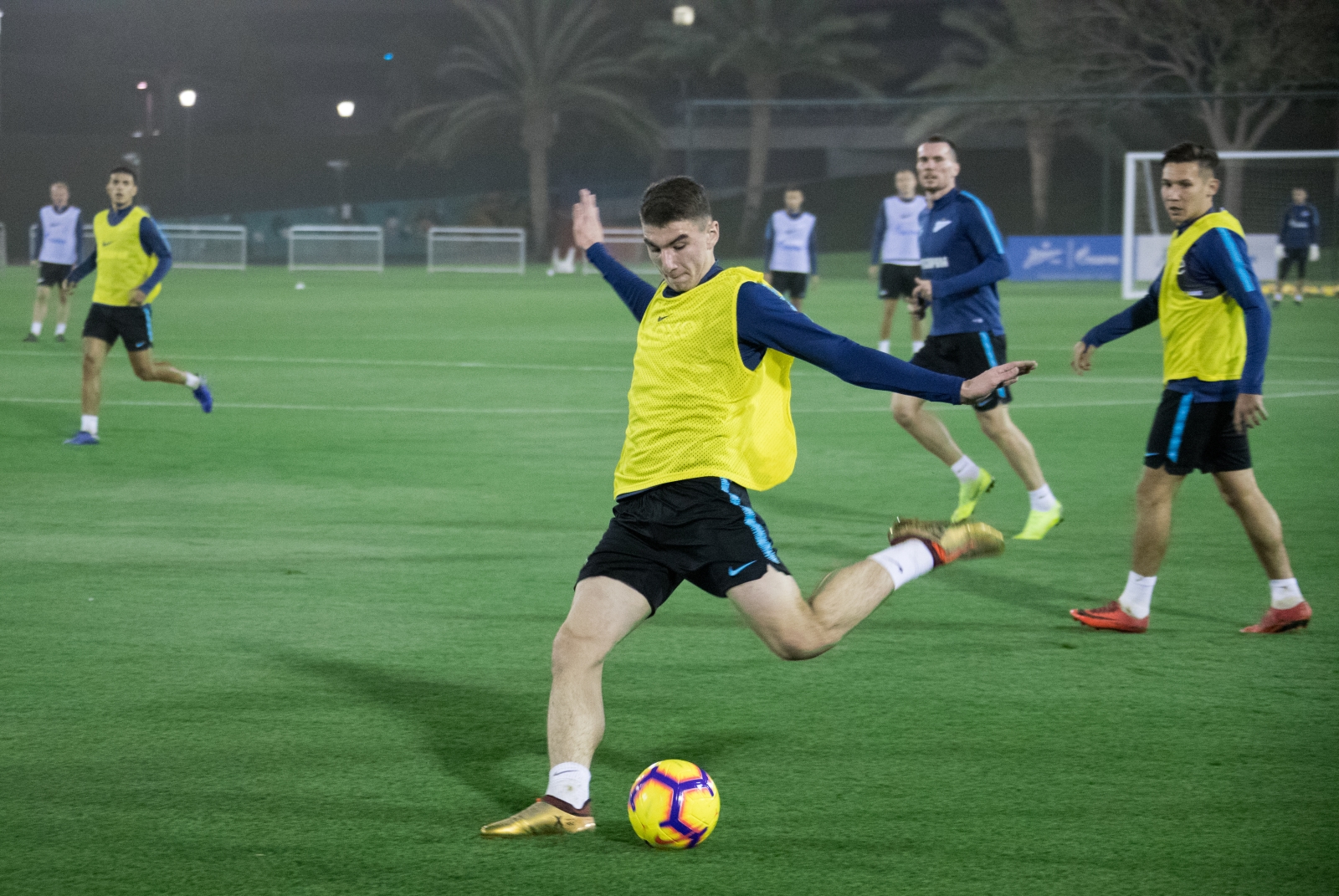 «Газпром»-тренировочные сборы в Катаре: 17 января, вечерняя тренировка