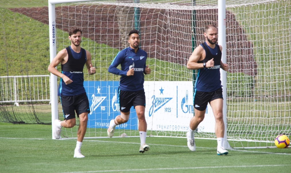 «Газпром»-тренировочные сборы в Катаре: 23 января, утренняя тренировка