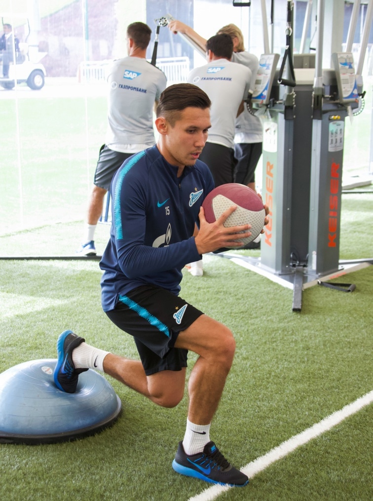 «Газпром»-тренировочные сборы в Катаре: 24 января, утренняя тренировка