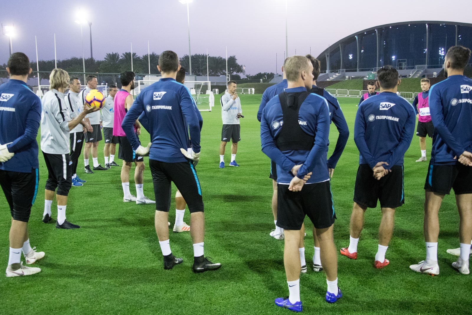 «Газпром»-тренировочные сборы в Катаре: 26 января, вечерняя тренировка