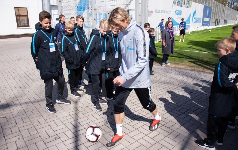 Воспитанники Академии в гостях у «Зенита»