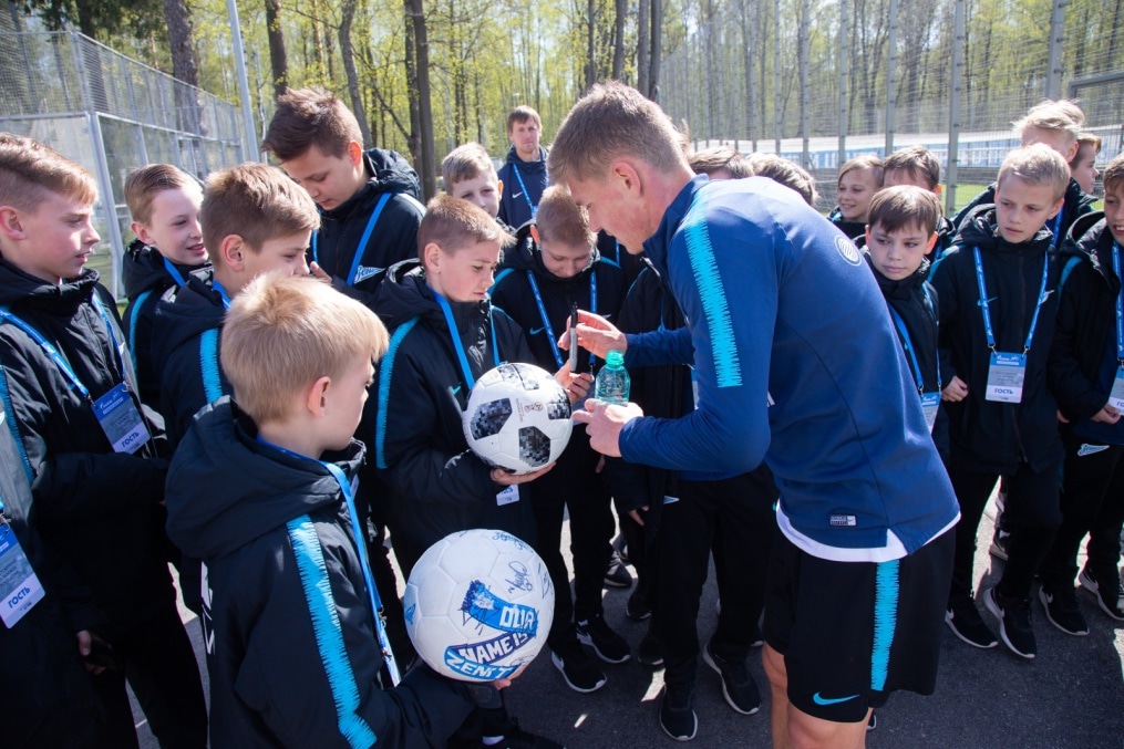 Воспитанники Академии в гостях у «Зенита»