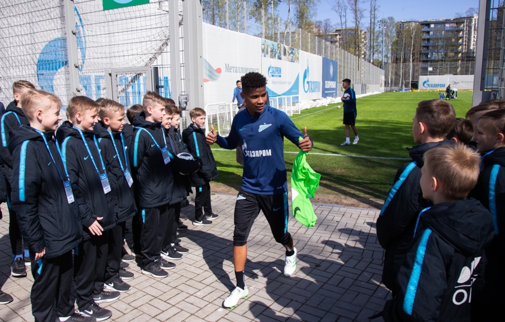 Воспитанники Академии в гостях у «Зенита»
