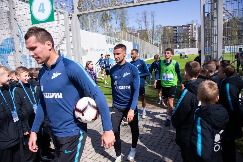 Воспитанники Академии в гостях у «Зенита»