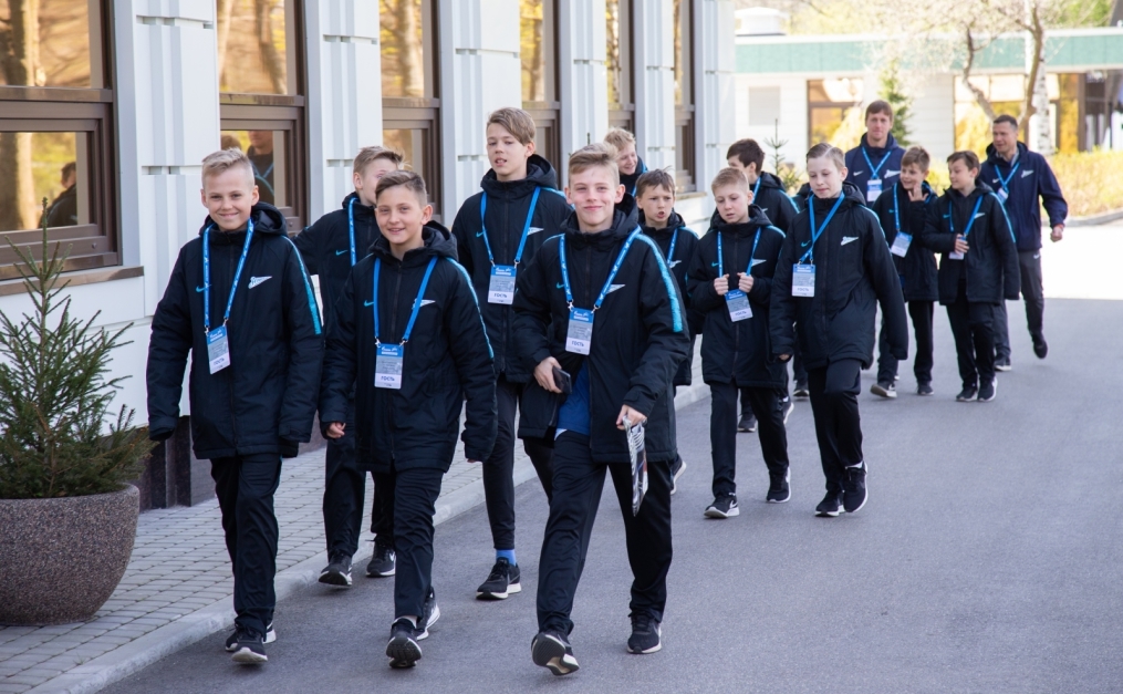 Воспитанники Академии в гостях у «Зенита»