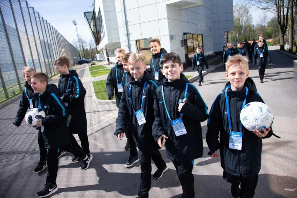 Воспитанники Академии в гостях у «Зенита»