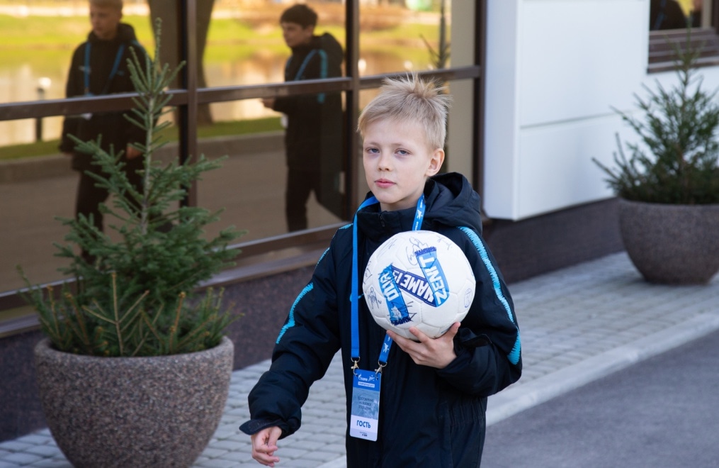 Воспитанники Академии в гостях у «Зенита»