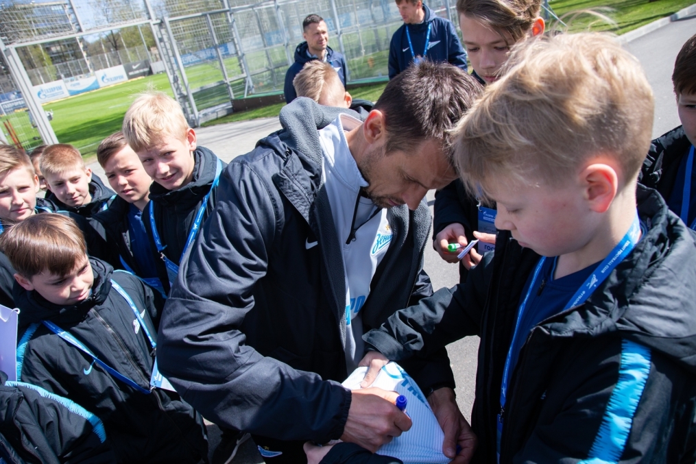 Воспитанники Академии в гостях у «Зенита»