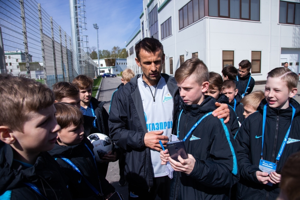 Воспитанники Академии в гостях у «Зенита»