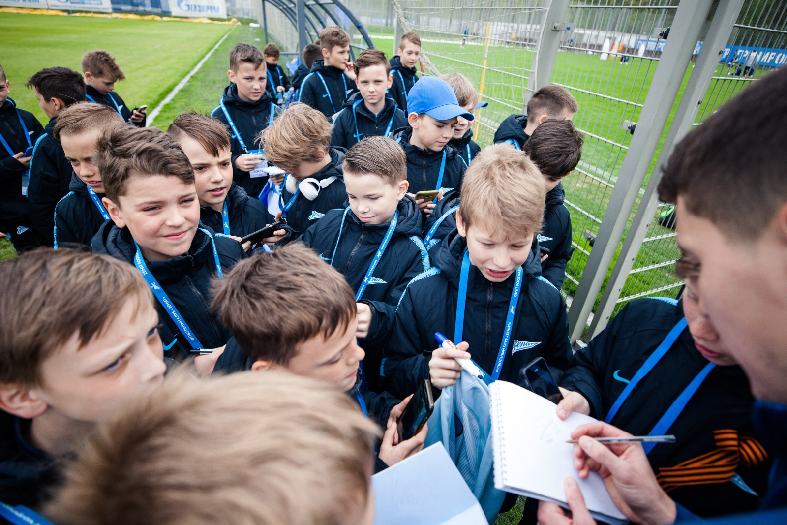 Команда Академии на тренировке ФК «Зенит»