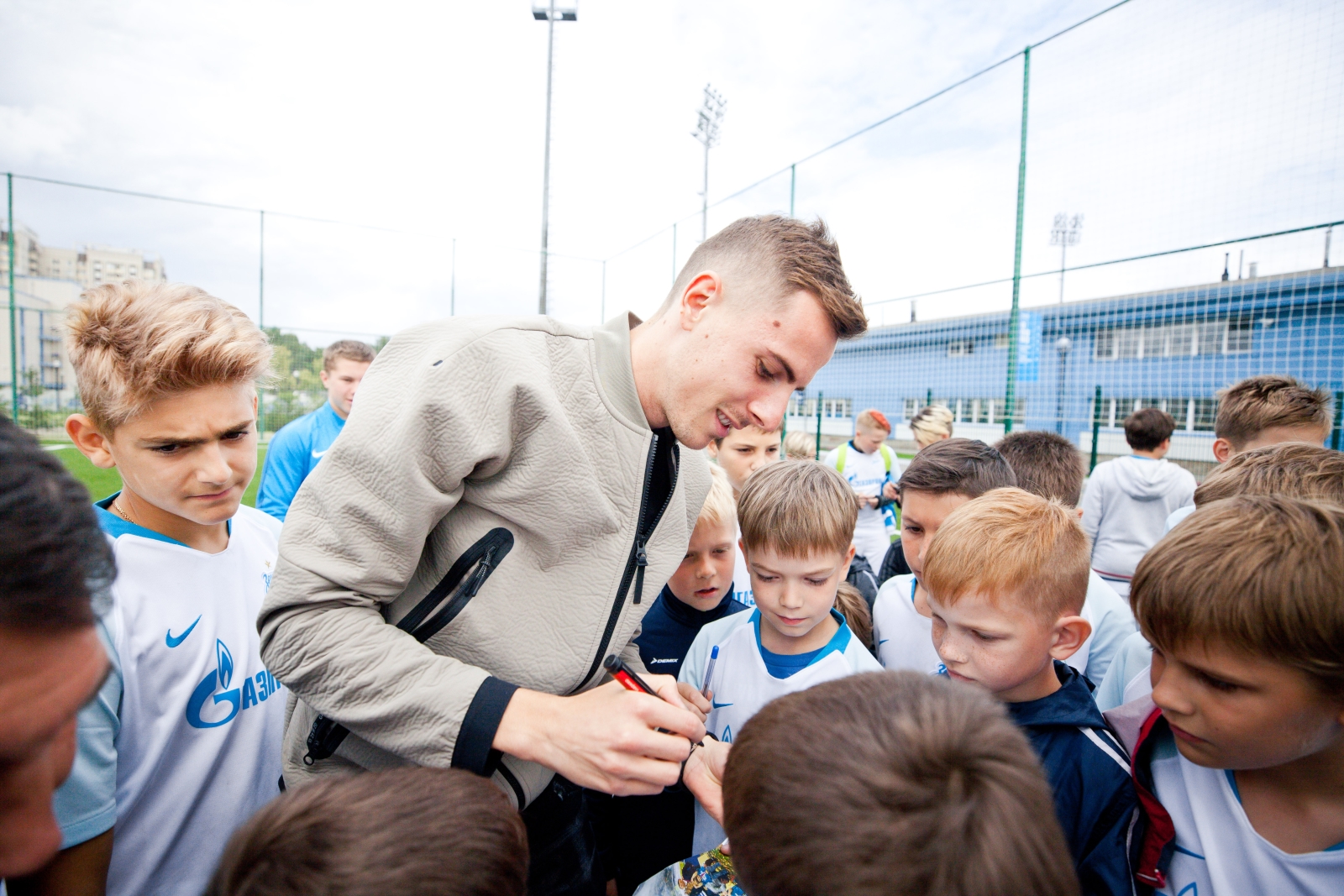Лука Джорджевич посетил тренировку детей из летнего лагеря Академии