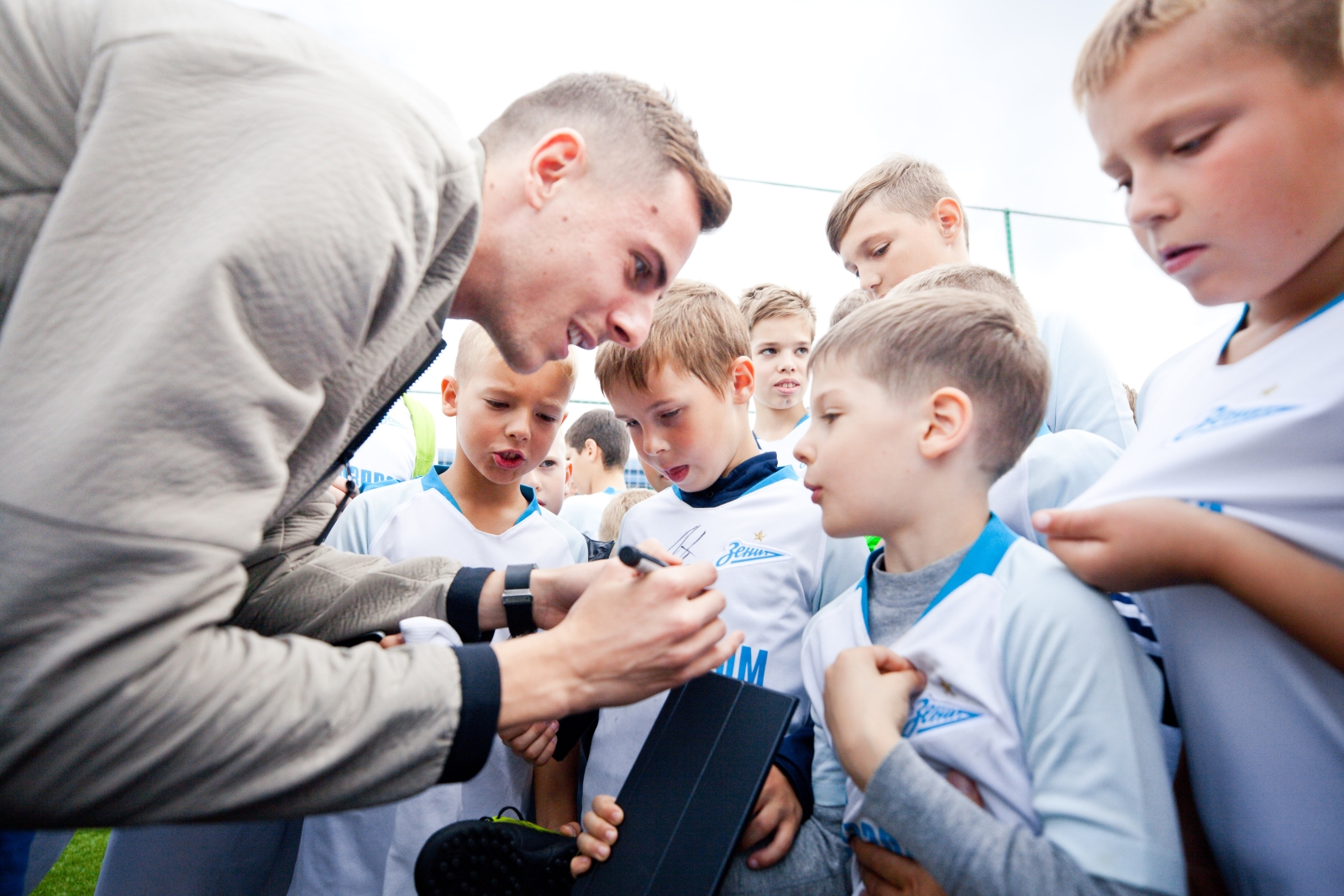 Лука Джорджевич посетил тренировку детей из летнего лагеря Академии