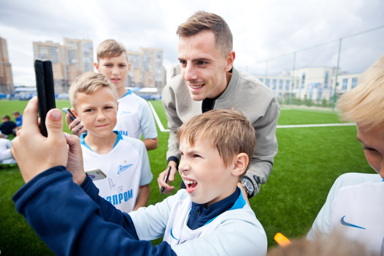 Лука Джорджевич посетил тренировку детей из летнего лагеря Академии