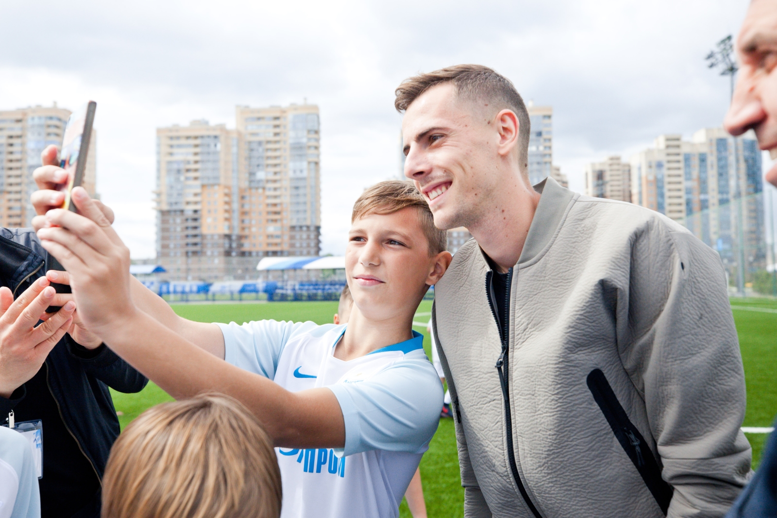 Лука Джорджевич посетил тренировку детей из летнего лагеря Академии