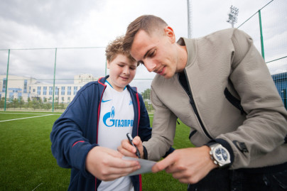 Лука Джорджевич посетил тренировку детей из летнего лагеря Академии