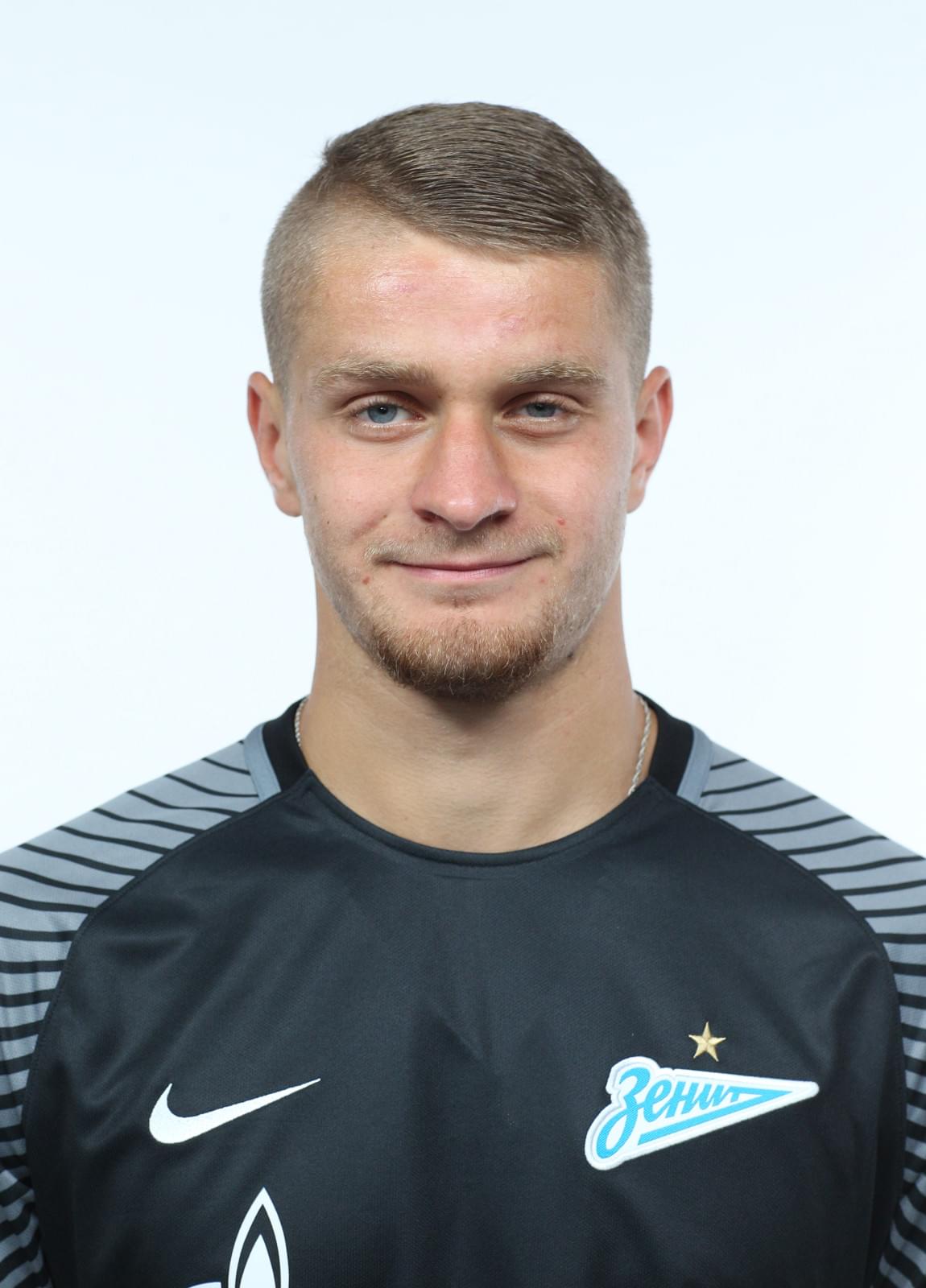 Фотосессия футболистов и тренеров основного состава ФК «Зенит» сезона 2016/2017