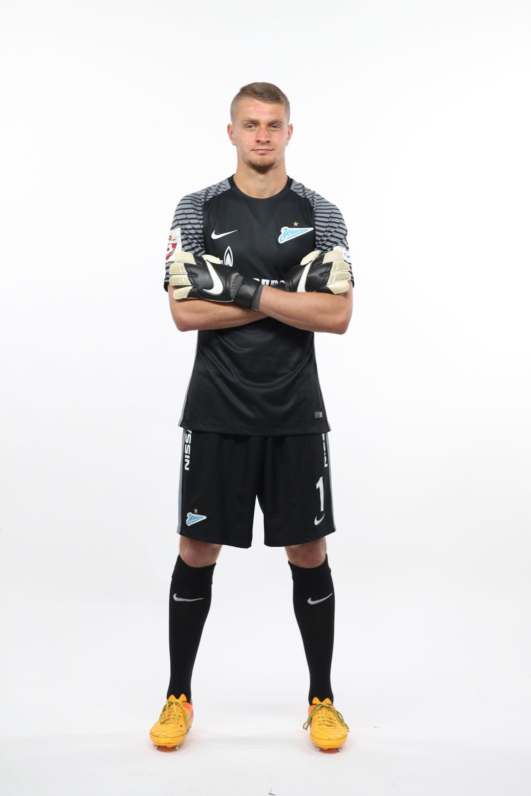 Фотосессия футболистов и тренеров основного состава ФК «Зенит» сезона 2016/2017