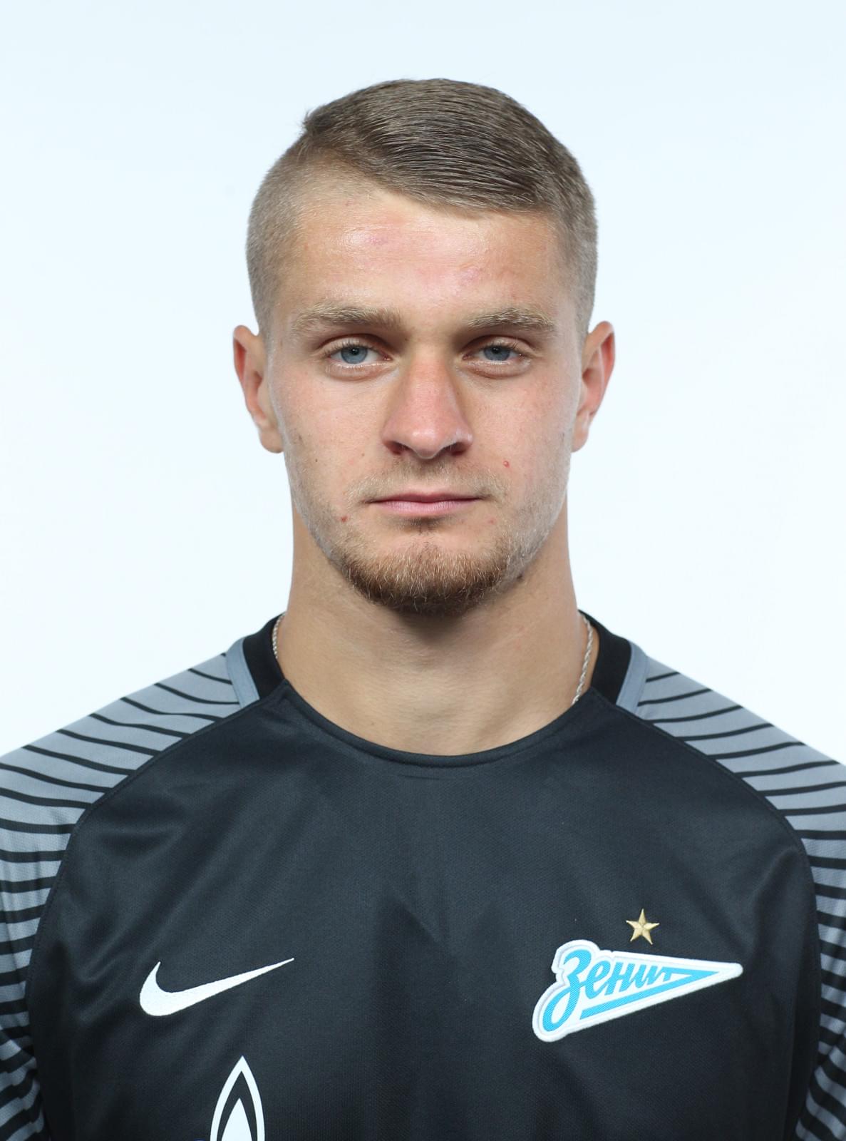 Фотосессия футболистов и тренеров основного состава ФК «Зенит» сезона 2016/2017