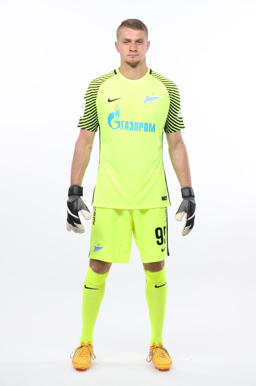 Фотосессия футболистов и тренеров основного состава ФК «Зенит» сезона 2016/2017