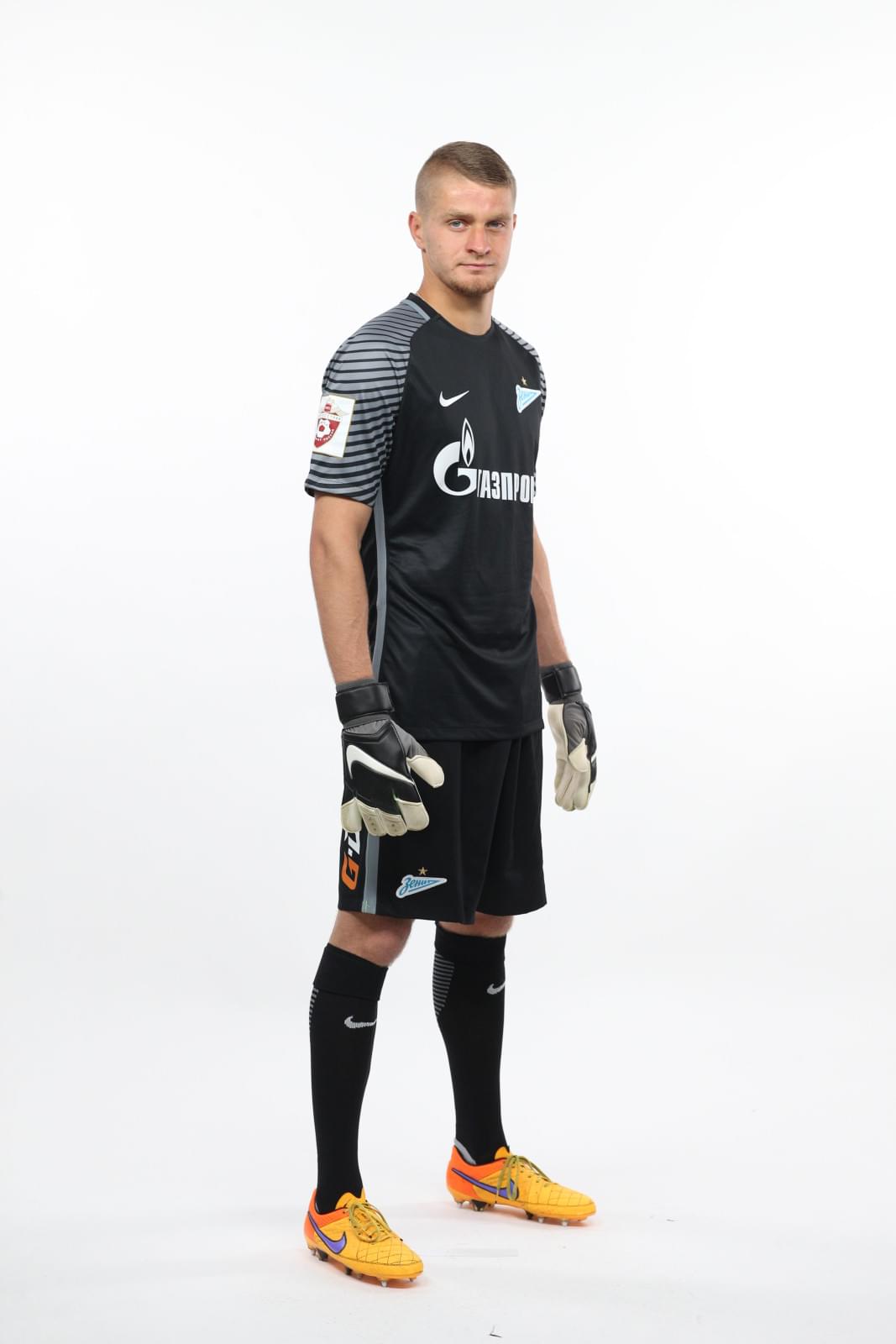 Фотосессия футболистов и тренеров основного состава ФК «Зенит» сезона 2016/2017