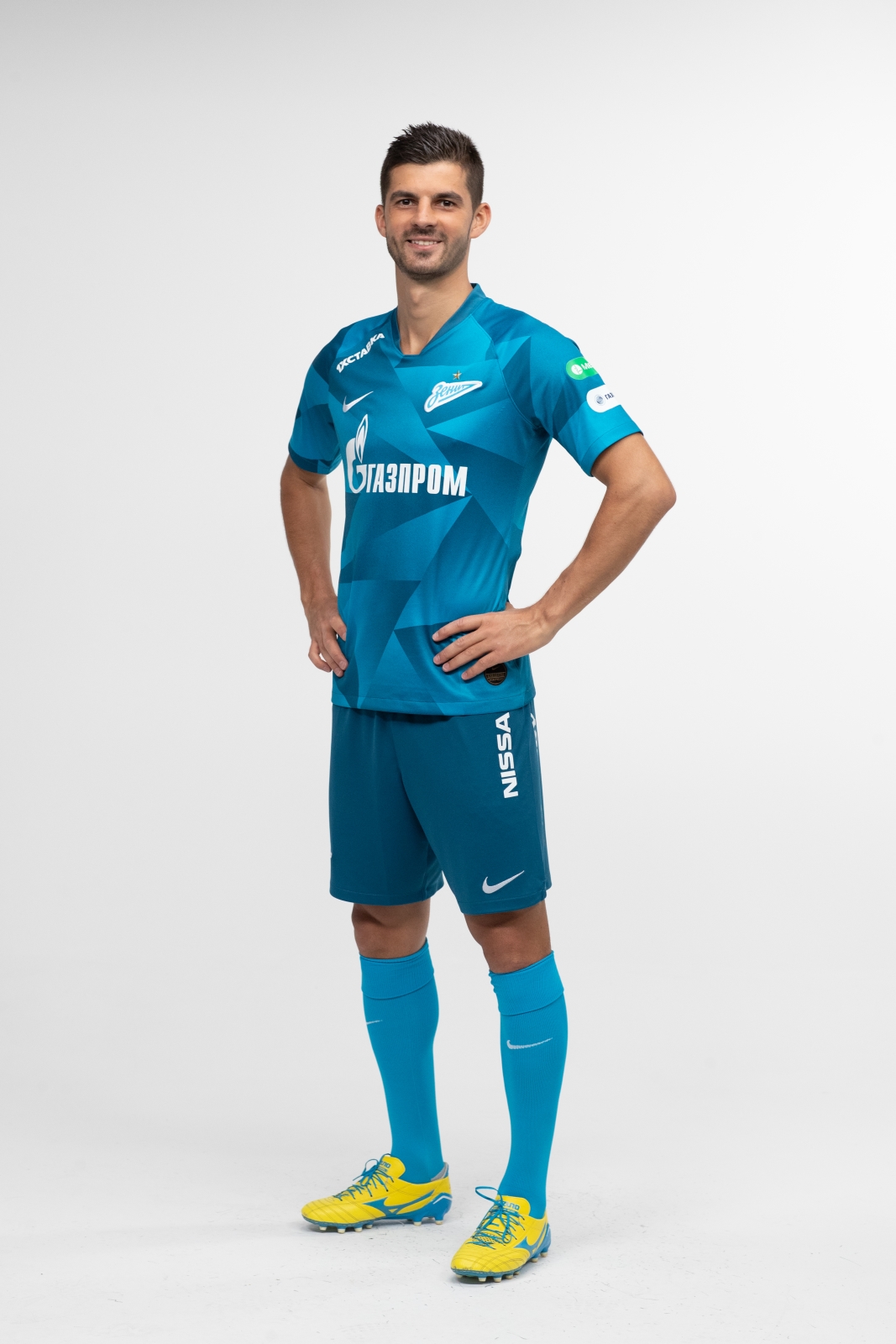 Фотосессия футболистов и тренеров основного состава ФК «Зенит» сезона 2019/20