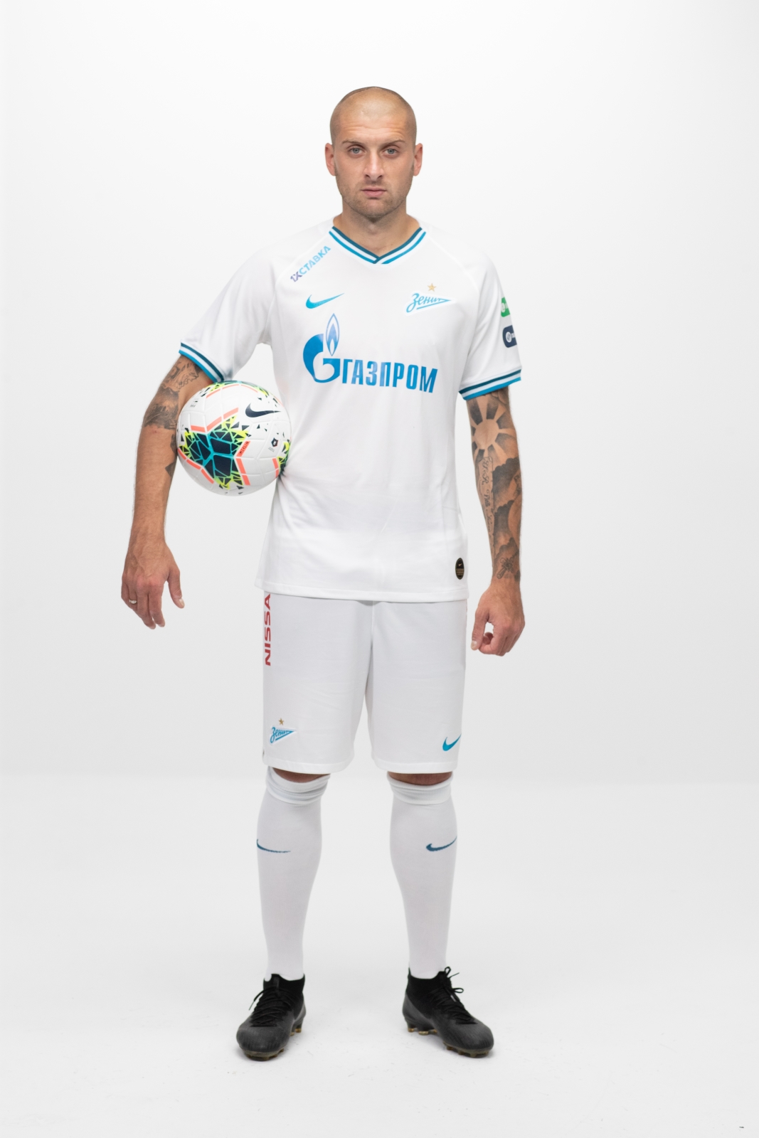 Фотосессия футболистов и тренеров основного состава ФК «Зенит» сезона 2019/20