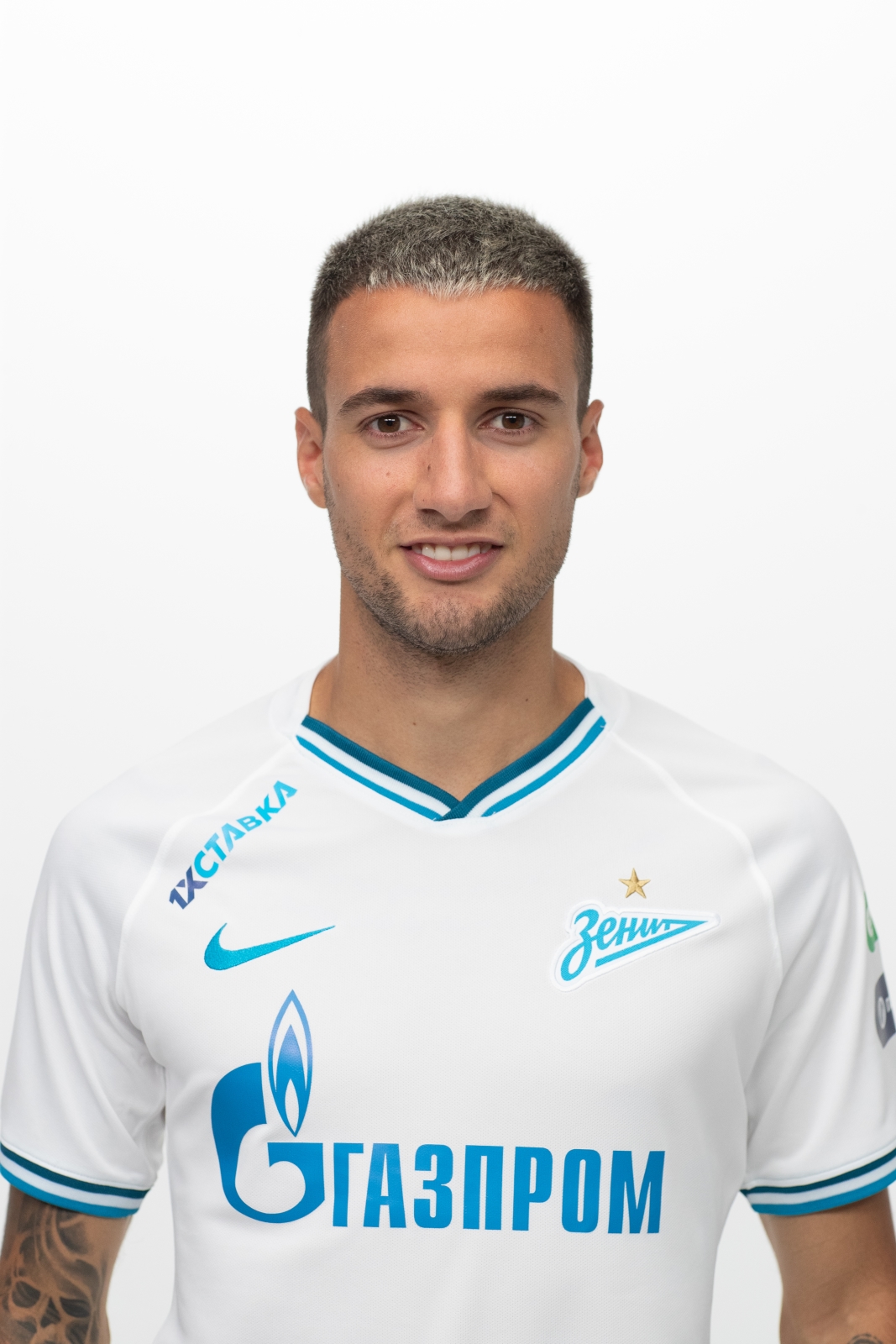 Фотосессия футболистов и тренеров основного состава ФК «Зенит» сезона 2019/20