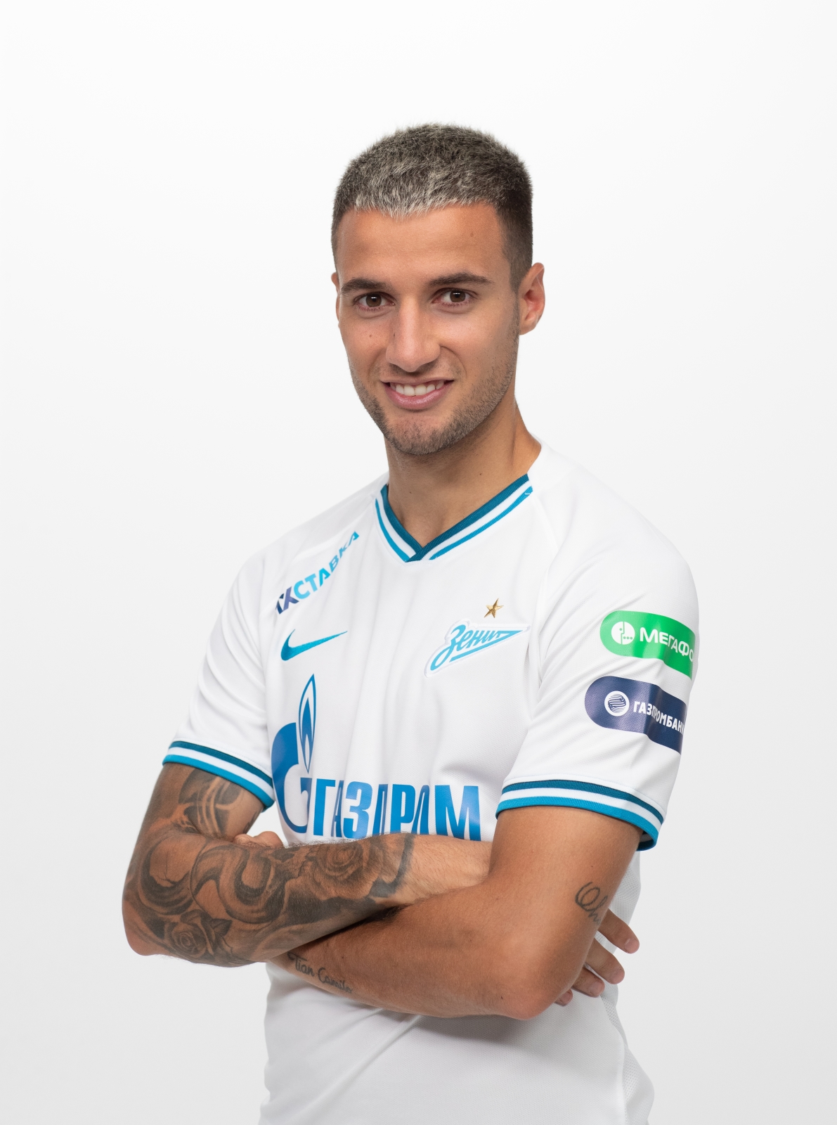 Фотосессия футболистов и тренеров основного состава ФК «Зенит» сезона 2019/20