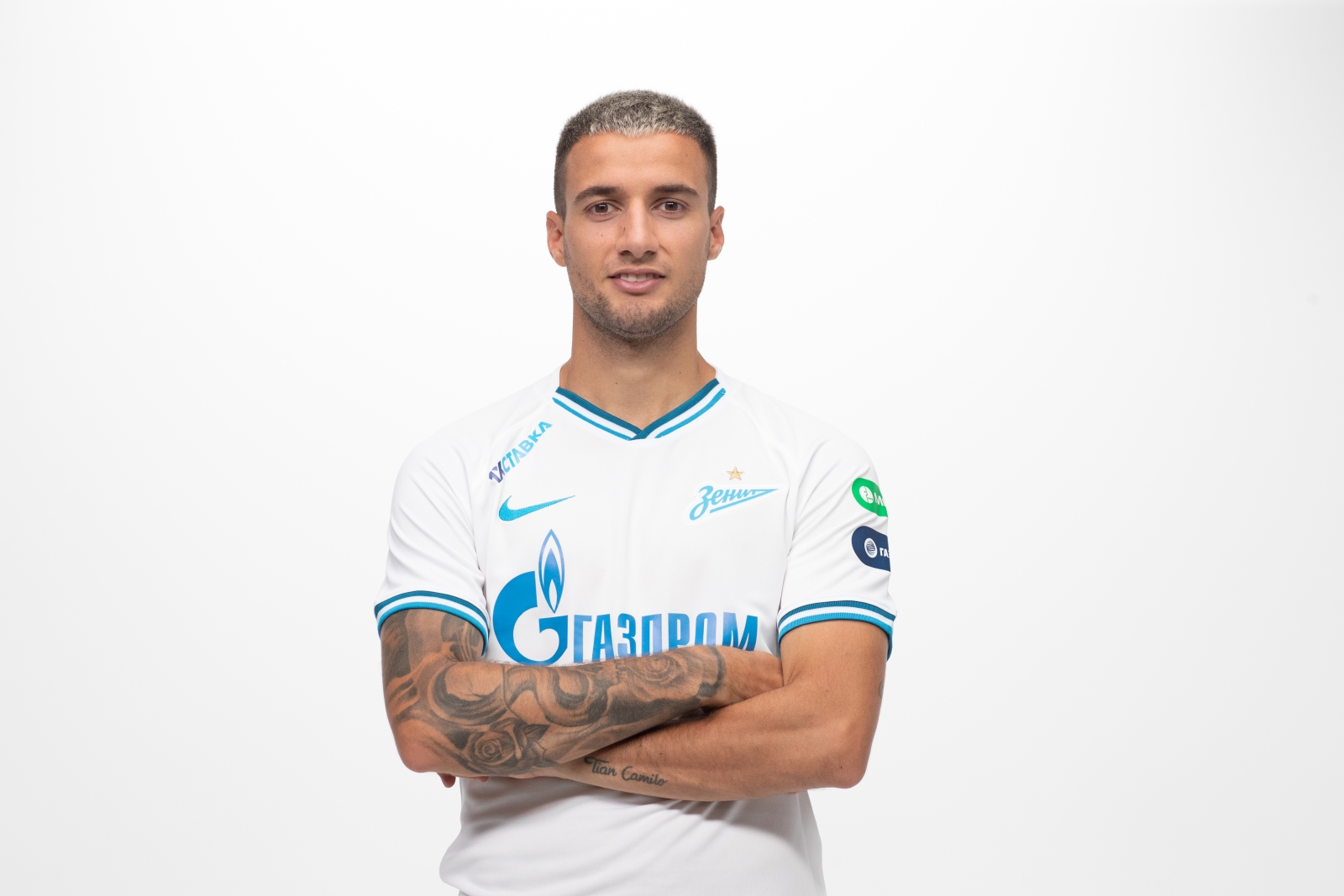 Фотосессия футболистов и тренеров основного состава ФК «Зенит» сезона 2019/20