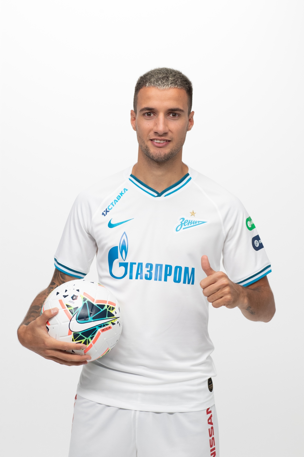 Фотосессия футболистов и тренеров основного состава ФК «Зенит» сезона 2019/20