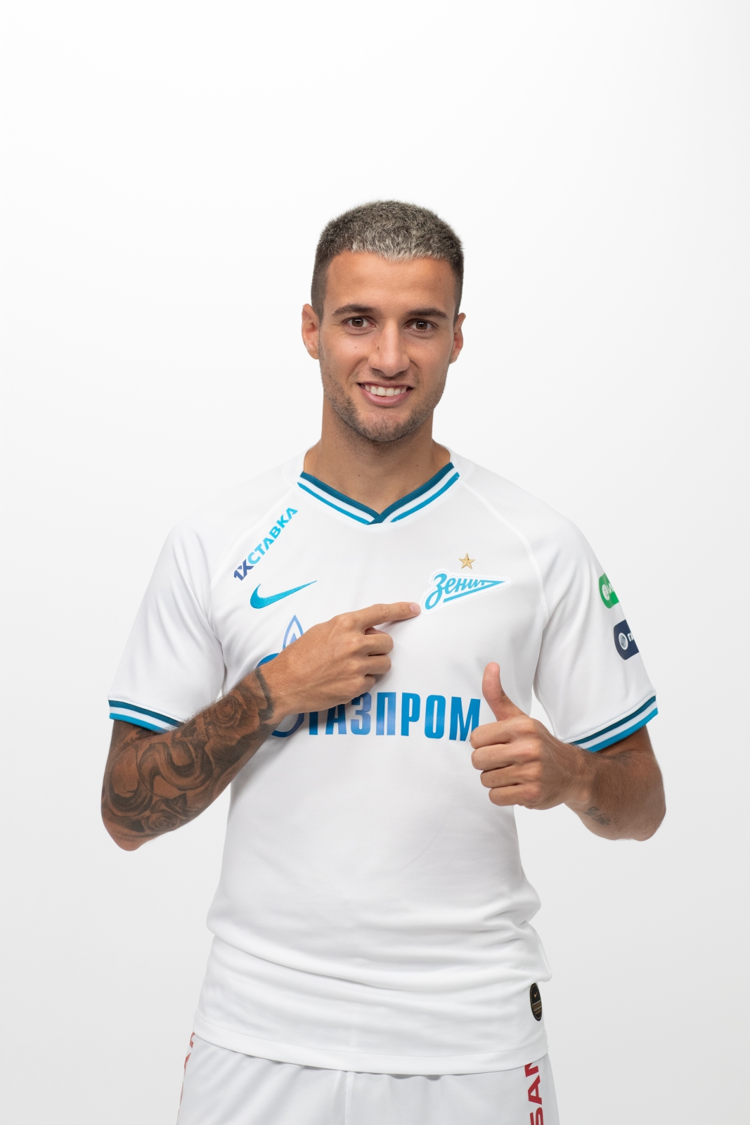 Фотосессия футболистов и тренеров основного состава ФК «Зенит» сезона 2019/20