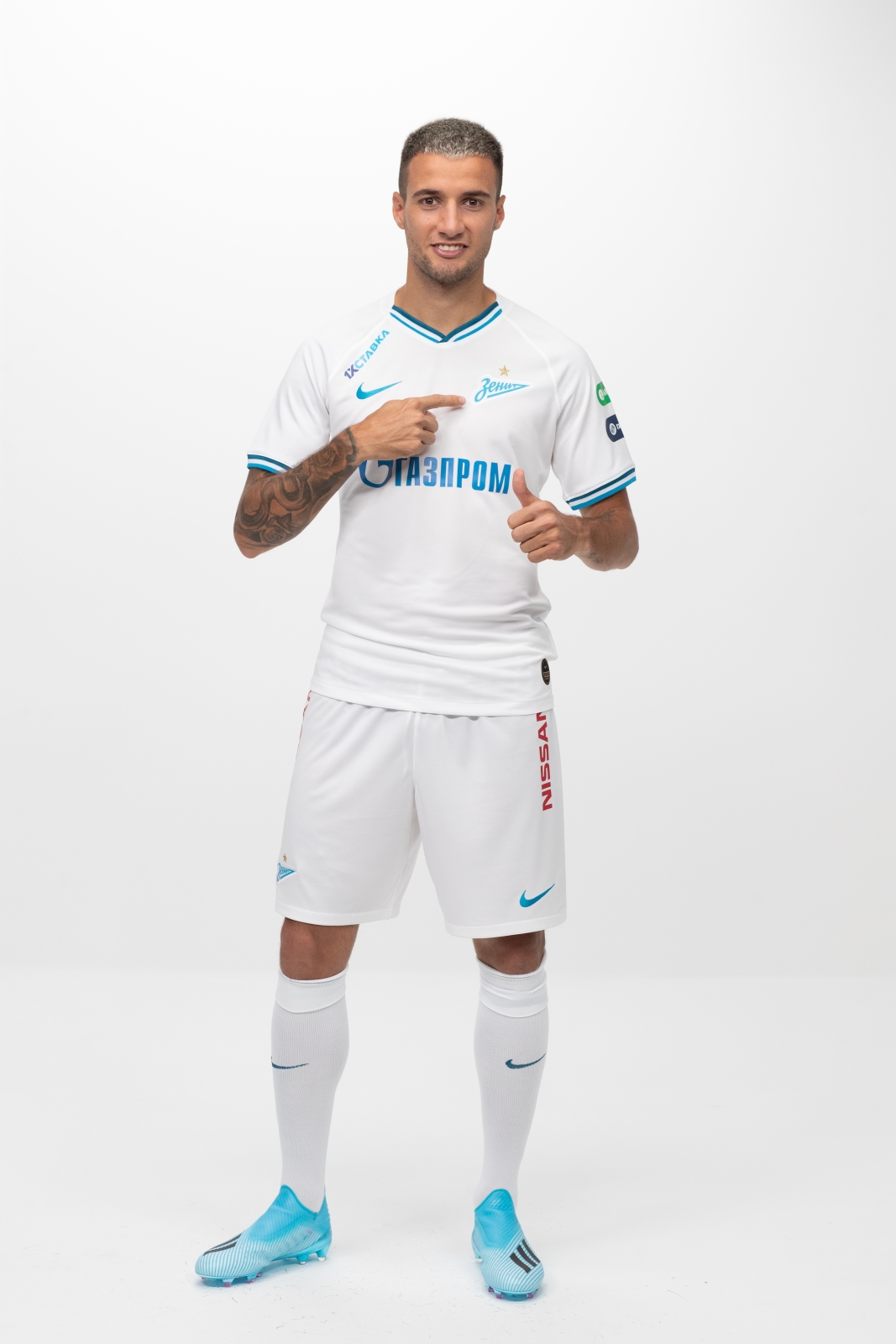 Фотосессия футболистов и тренеров основного состава ФК «Зенит» сезона 2019/20