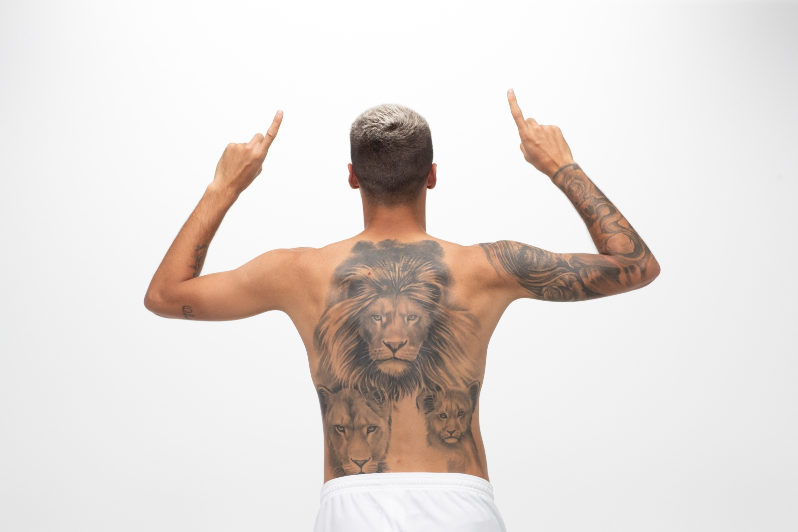 Фотосессия футболистов и тренеров основного состава ФК «Зенит» сезона 2019/20