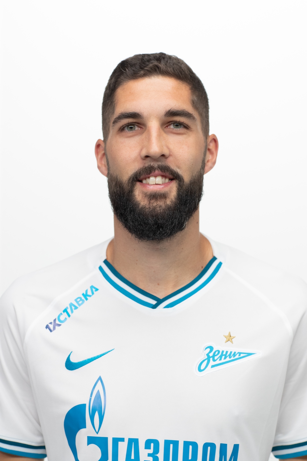 Фотосессия футболистов и тренеров основного состава ФК «Зенит» сезона 2019/20