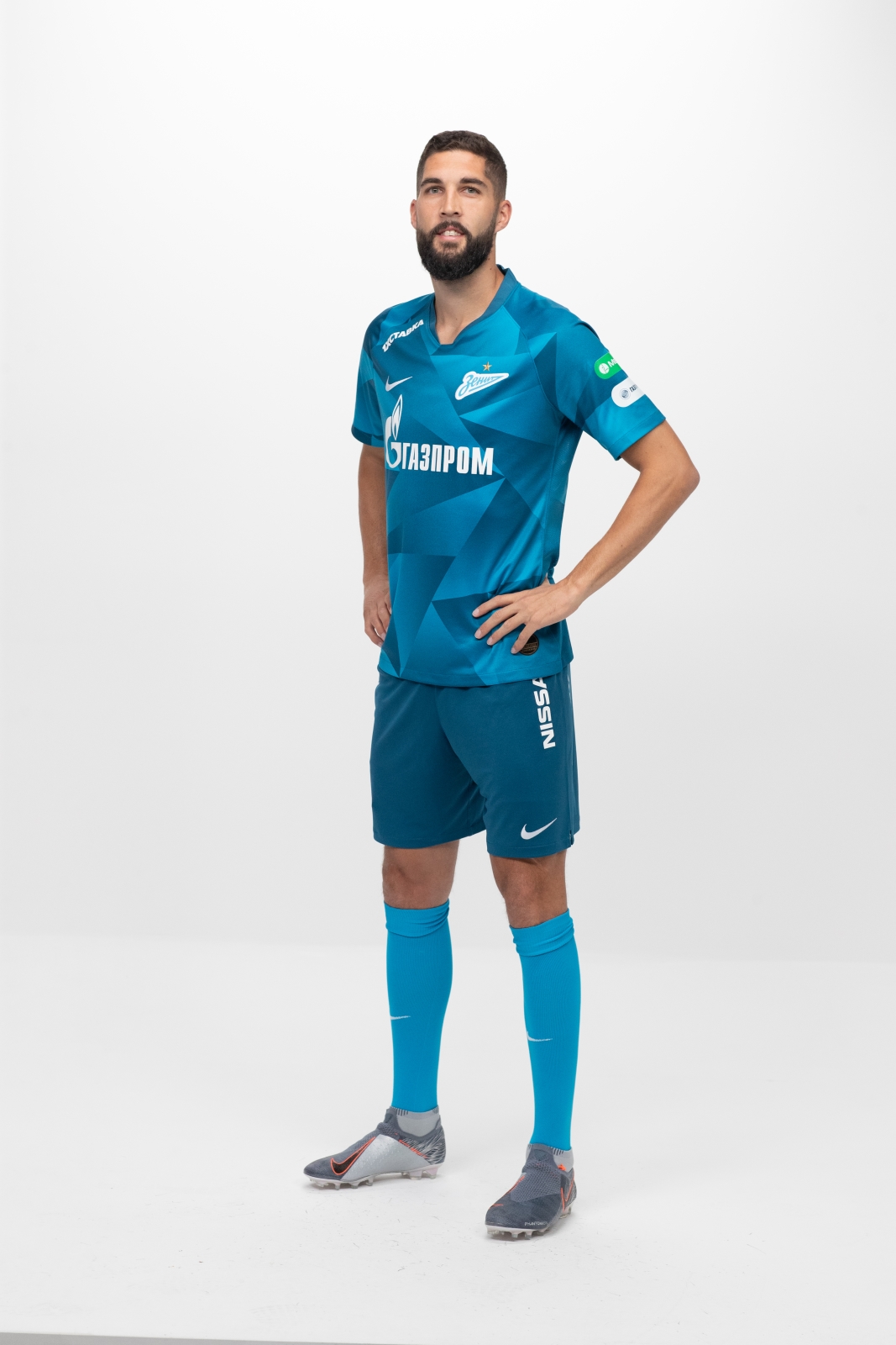 Фотосессия футболистов и тренеров основного состава ФК «Зенит» сезона 2019/20