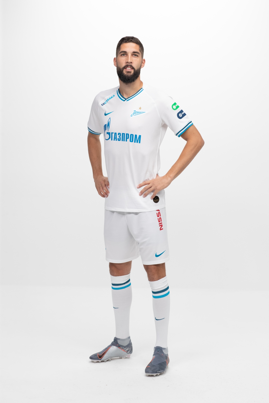 Фотосессия футболистов и тренеров основного состава ФК «Зенит» сезона 2019/20