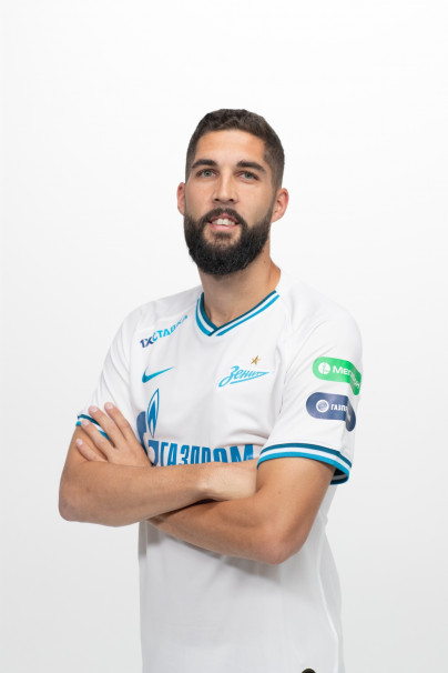 Фотосессия футболистов и тренеров основного состава ФК «Зенит» сезона 2019/20