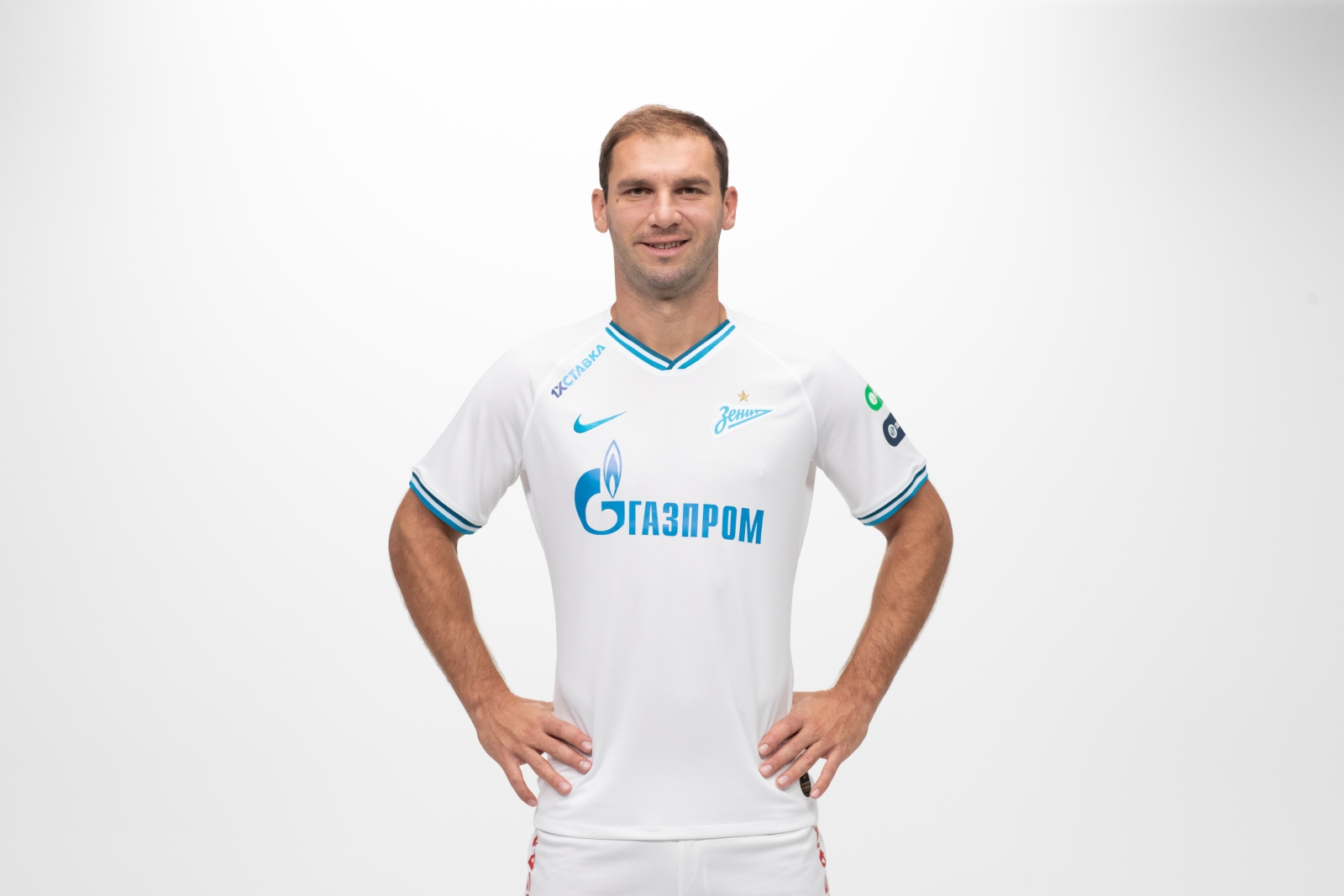 Фотосессия футболистов и тренеров основного состава ФК «Зенит» сезона 2019/20