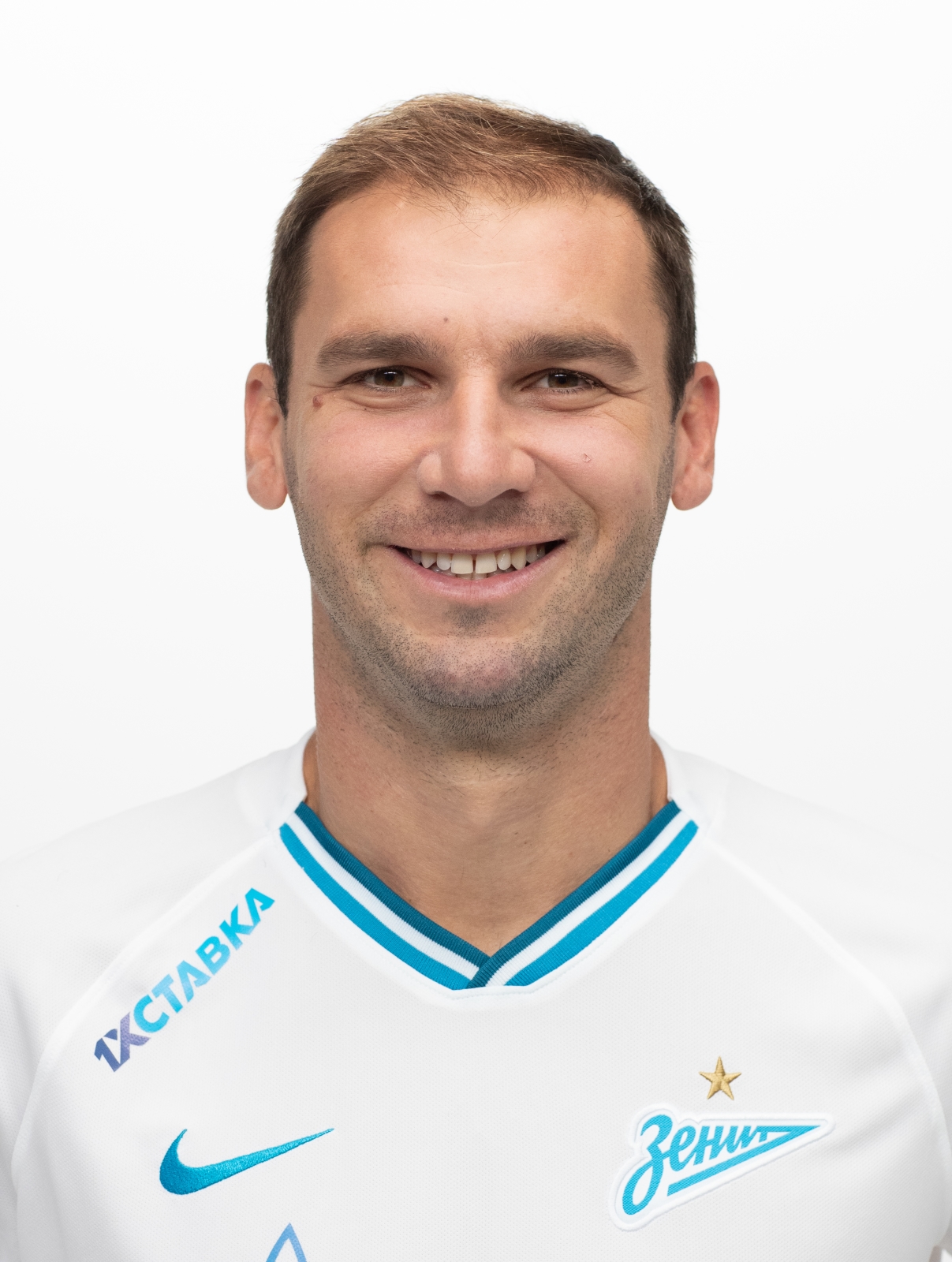 Фотосессия футболистов и тренеров основного состава ФК «Зенит» сезона 2019/20