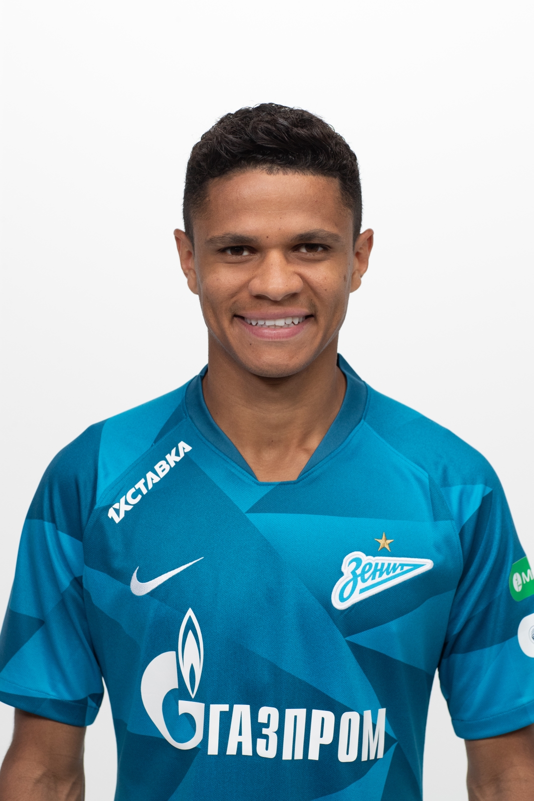 Фотосессия футболистов и тренеров основного состава ФК «Зенит» сезона 2019/20