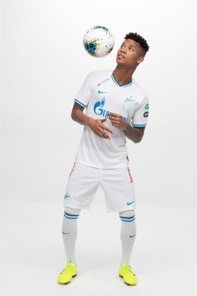 Фотосессия футболистов и тренеров основного состава ФК «Зенит» сезона 2019/20