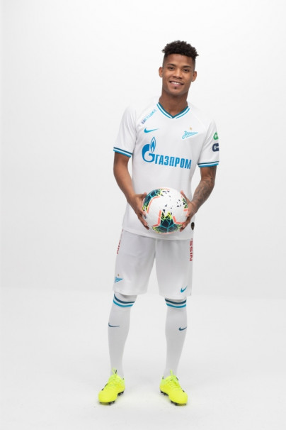 Фотосессия футболистов и тренеров основного состава ФК «Зенит» сезона 2019/20