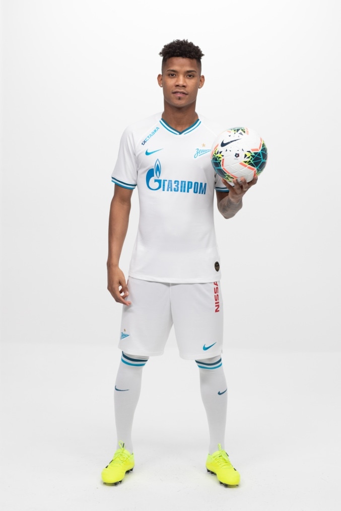 Фотосессия футболистов и тренеров основного состава ФК «Зенит» сезона 2019/20