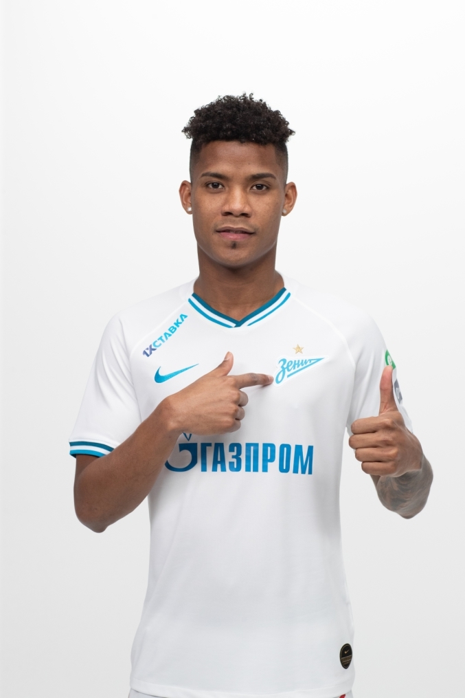 Фотосессия футболистов и тренеров основного состава ФК «Зенит» сезона 2019/20